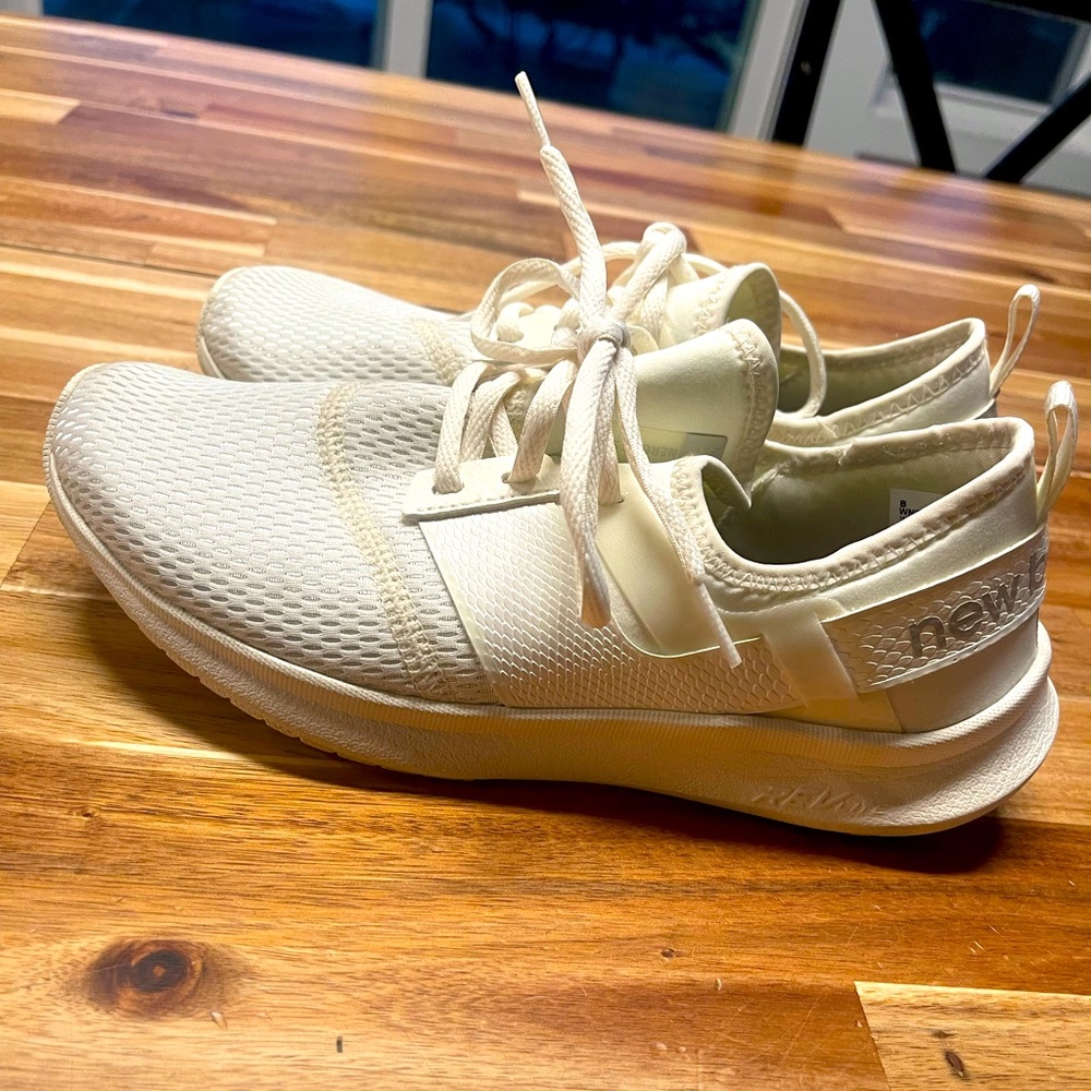 New Balance Off White Women’s tennis shoes